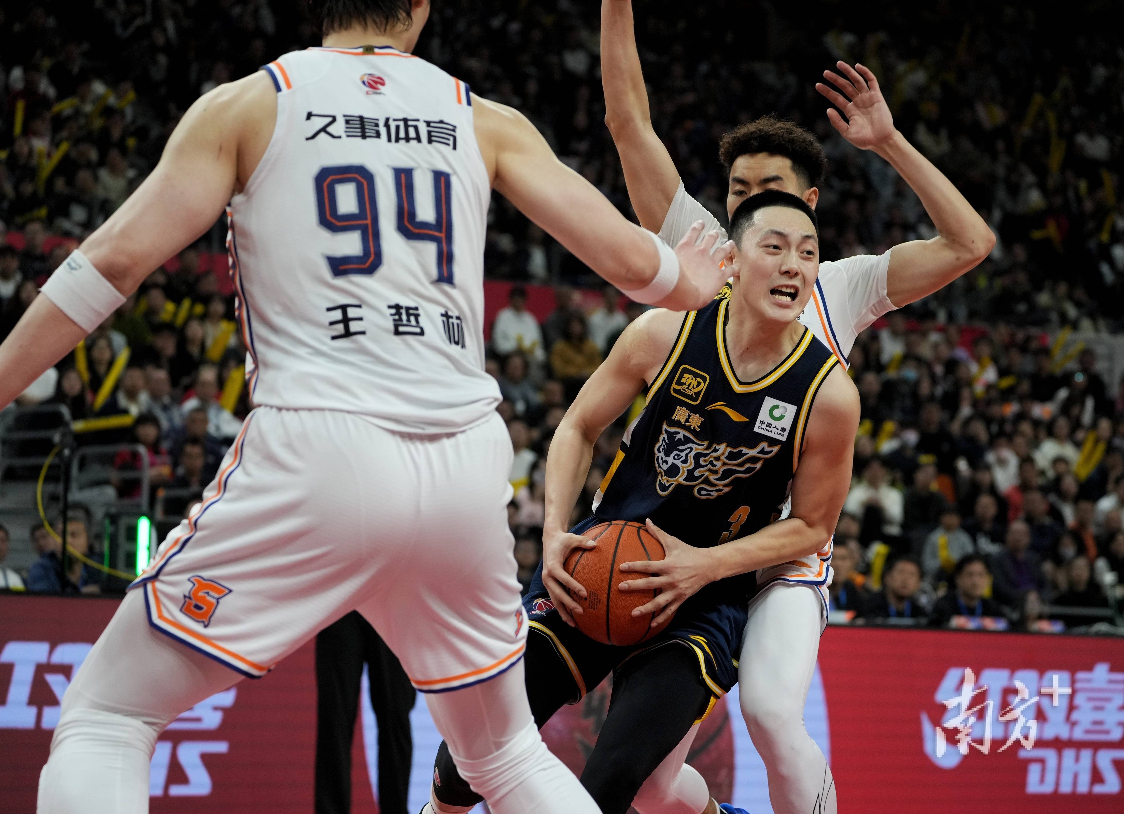 上海男篮力克浙江，迎来胜利的简单介绍