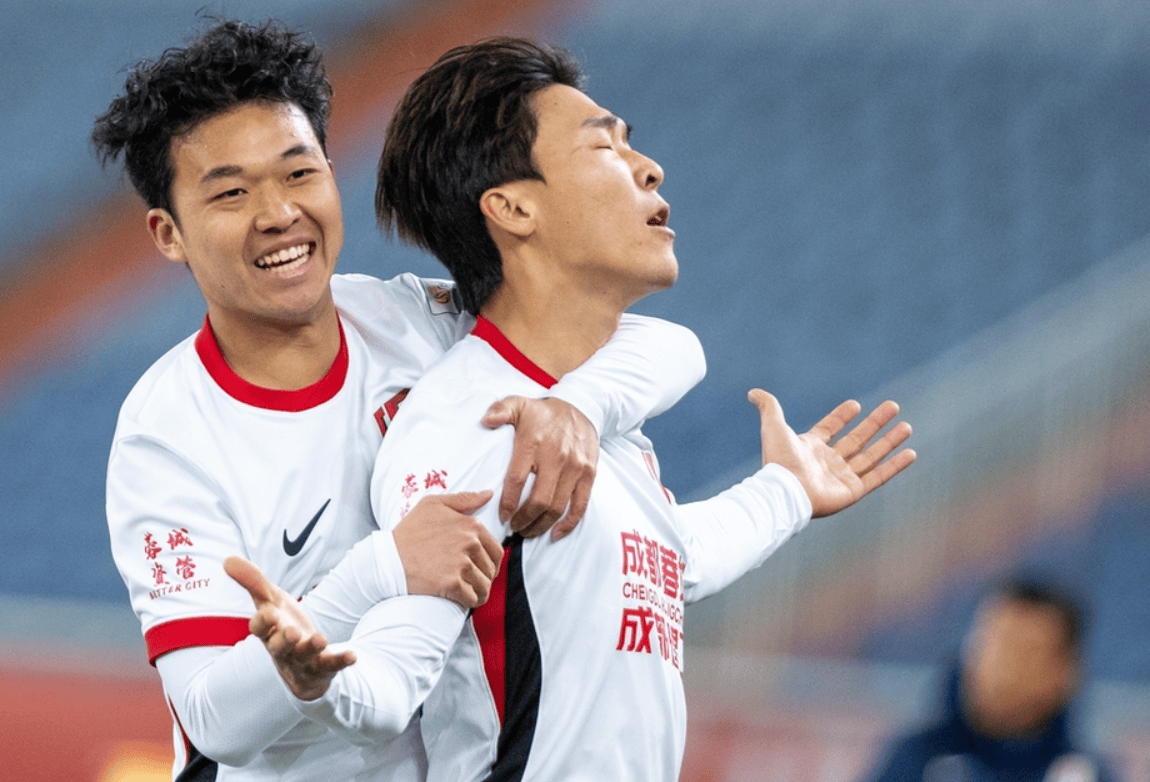 辽宁迎战武汉，中超豪强实力对拼