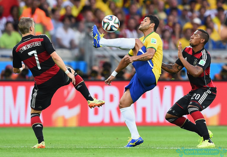 巴西横扫土耳其，穆勒惊艳四座