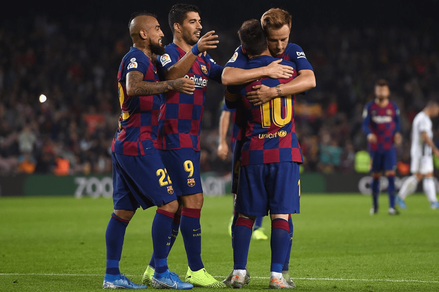 关于瑞典逆转里昂，科曼统治全场的信息