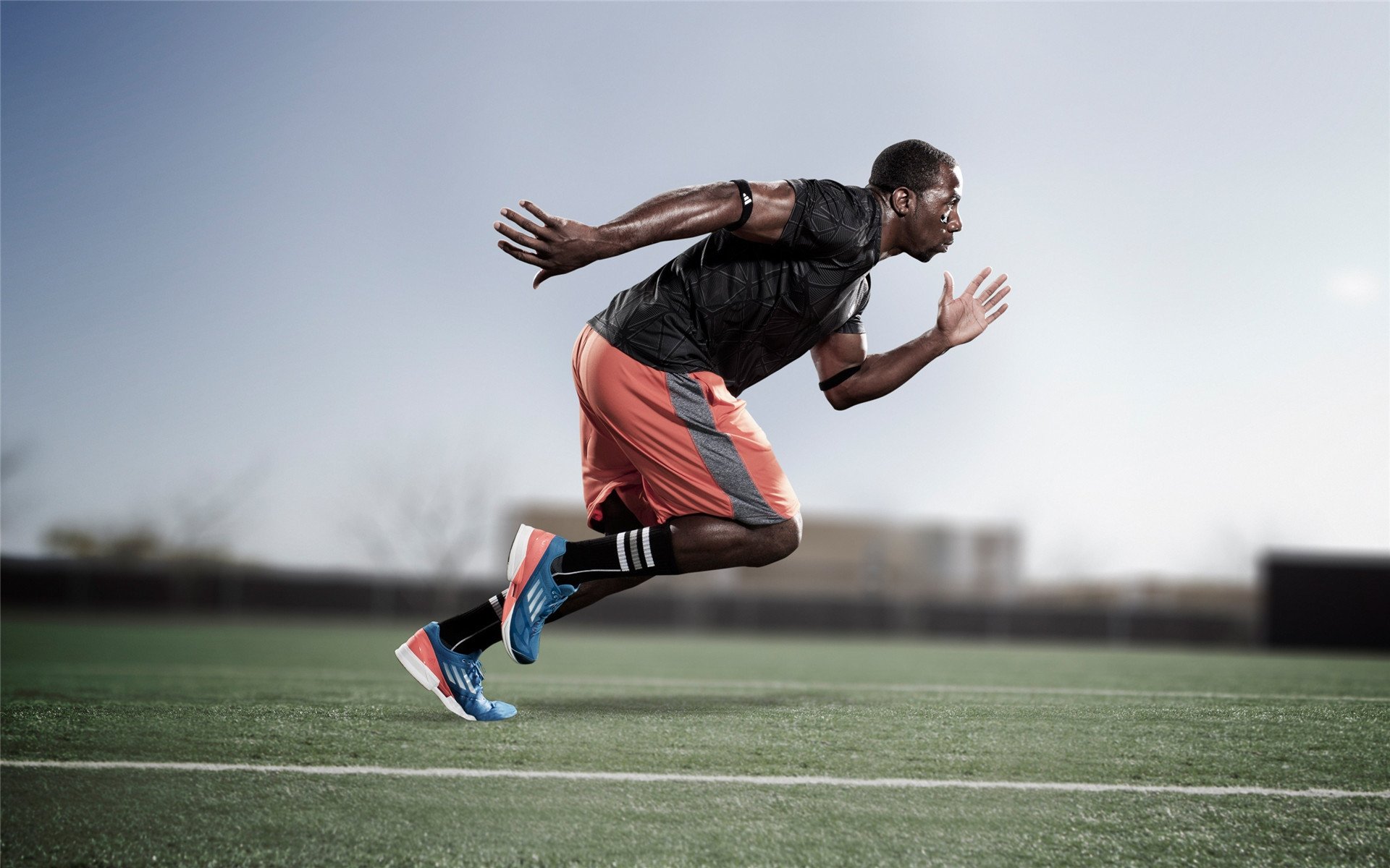 当费城之光熄灭，马克西在凤凰城升起，一个非核心的末节接管艺术