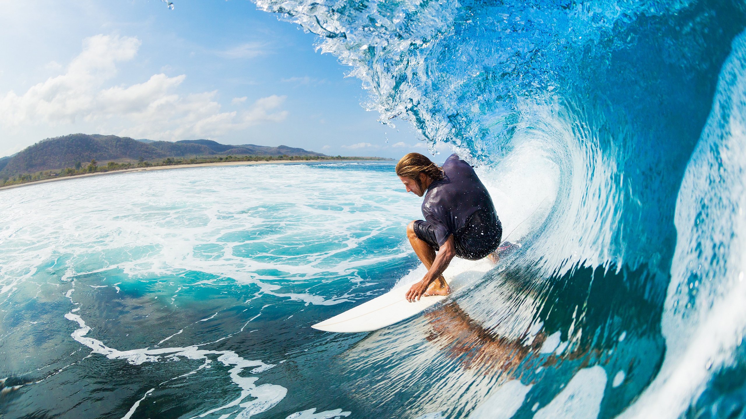 当戈壁雄鹰遇见北境狼群，字母哥关键回合不手软，新疆队虽败犹荣