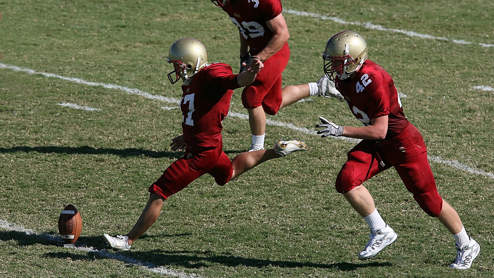 赛道与绿茵场，F1新赛季揭幕战与浙江队的双重焦点