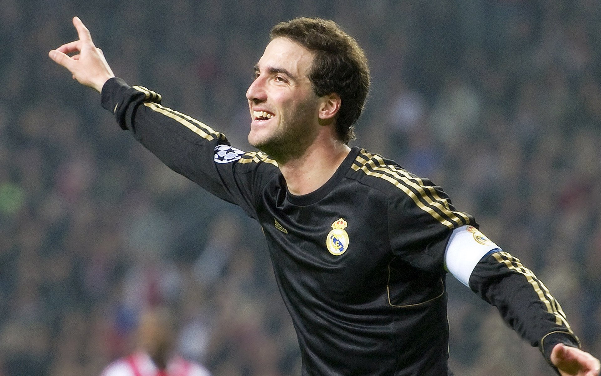 绿茵场上的绝杀与球台上的高光，当韩国队逆转德国，梁靖崑闪耀赛场